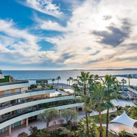 מלון - Port St Laurent By Ihg