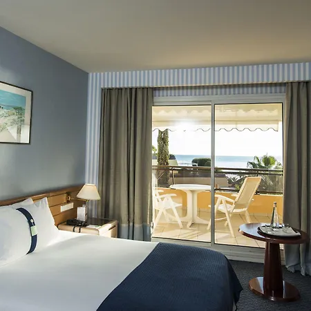 - Port St Laurent By Ihg סאן-לורן-דו-ואר