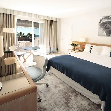 - Port St Laurent By Ihg Hotel Saint-Laurent-du-Var