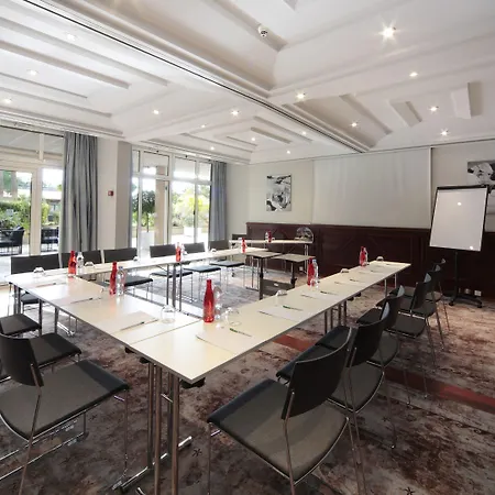 מלון - Port St Laurent By Ihg סאן-לורן-דו-ואר