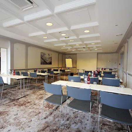 מלון - Port St Laurent By Ihg 4*