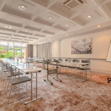 מלון - Port St Laurent By Ihg סאן-לורן-דו-ואר