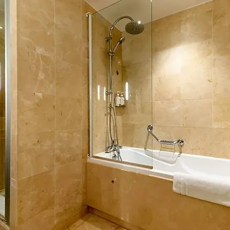 Hotel - Port St Laurent By Ihg 4*