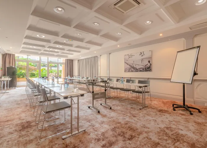 酒店 圣洛朗港尼斯假日酒店 圣罗兰度瓦